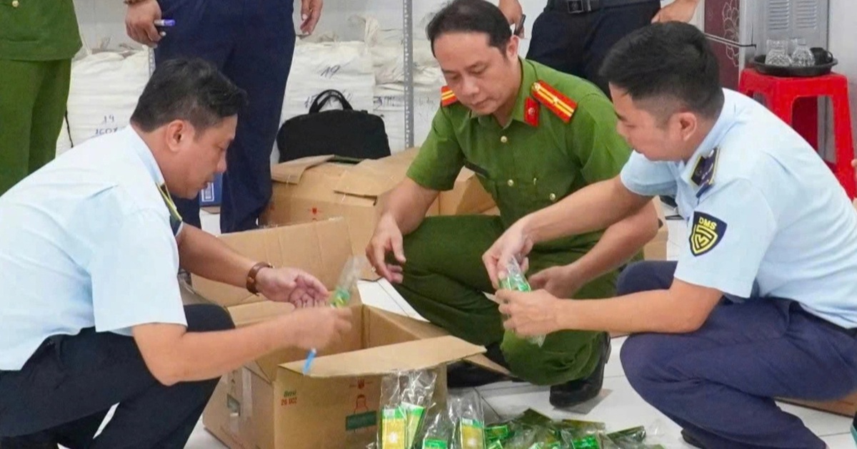 Tạm giam 2 bị can sản xuất dầu gió giả ở Tây Ninh