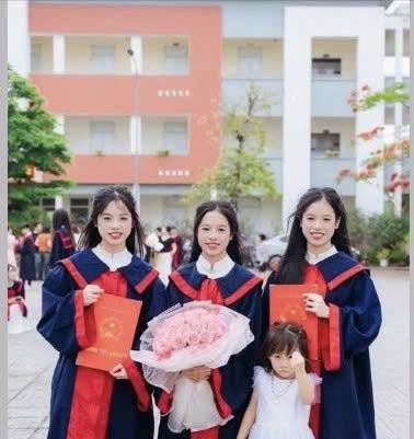Ba chị em sinh ba trường THCS Ninh Giang, phường Tây Hoa Lư cùng đỗ Trường THPT chuyên Lương Văn Tụy – Trái ngọt từ nghị lực và khát vọng