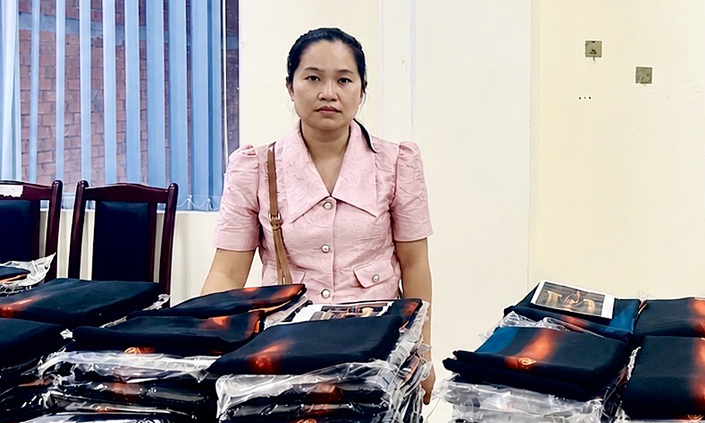 Bà chủ Vải áo dài Đất Lành bị khởi tố vì dùng AI sao chép thiết kế