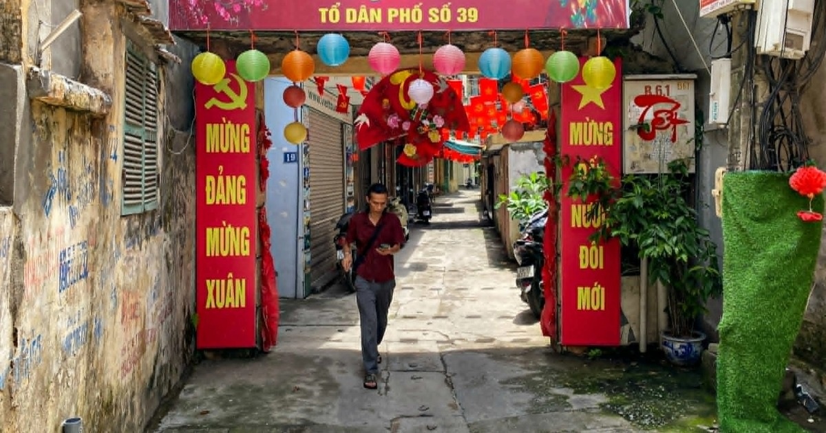 Tổ trưởng khu phố 1.300 hộ dân ở Hà Nội có thể nhận phụ cấp 7 triệu đồng
