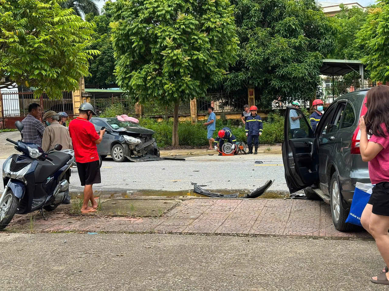 TNGT NGHIÊM TRỌNG TẠI ĐƯỜNG TÂY MINH KHAI