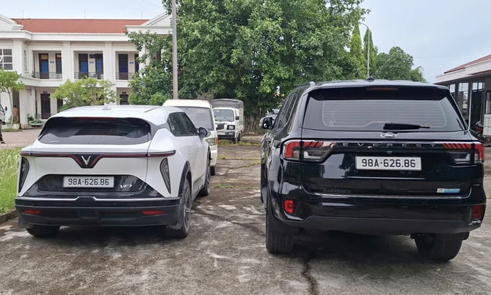 Chính chủ hữu duyên gặp Fake chính mình và cái kết