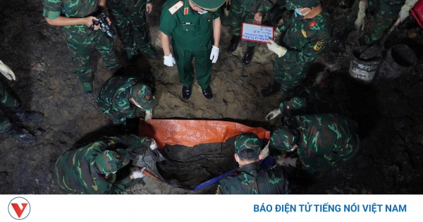 Cặp nhẫn vàng còn nguyên vẹn bên hài cốt liệt sĩ sau gần 60 năm
