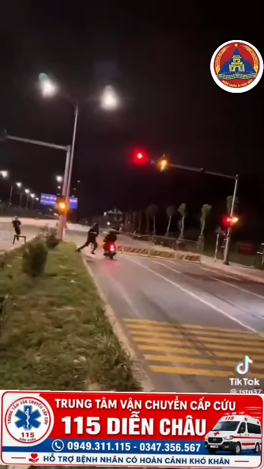 Cận cảnh vụ lụm các báo thủ ở đường 72m