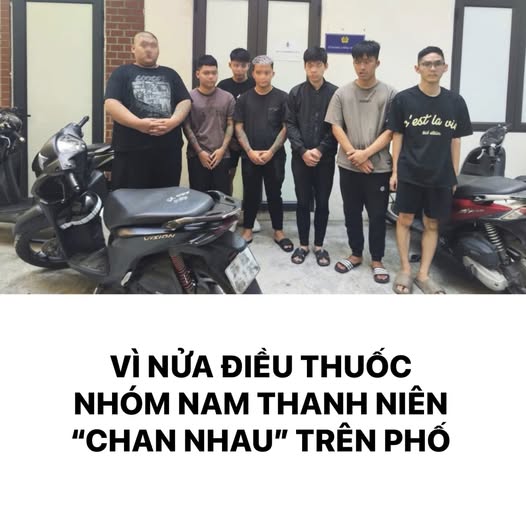VÌ ĐIẾU THUỐC NHÓM THANH NIÊN “CHAN NHAU” TRÊN PHỐ TRẦN KHÁNH DƯ