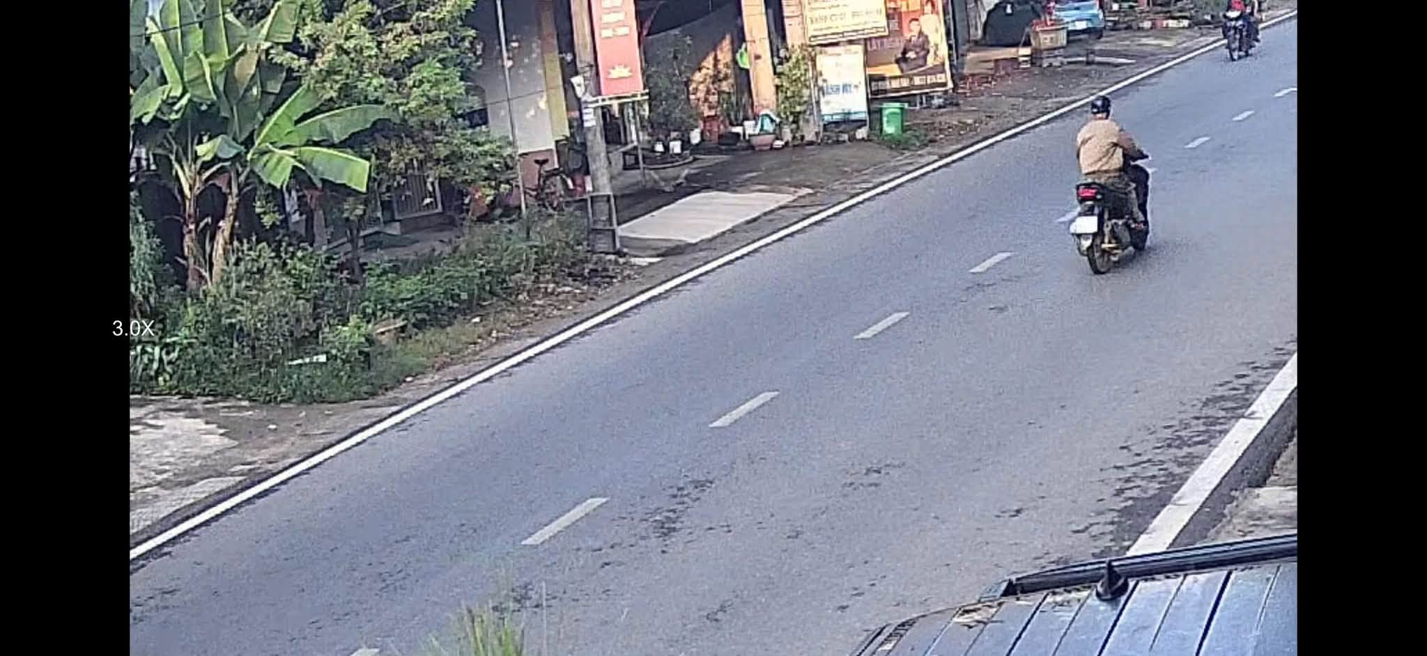 Nhờ tìm người gây tai nạn rồi bỏ chạy.